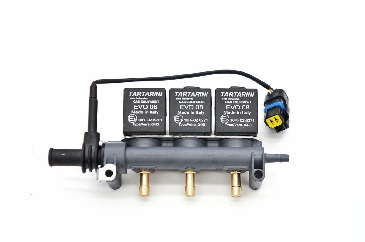 Rail De Inyeccion 3 Cyl Evo008G Con Sensor De Temperatura Tartarini